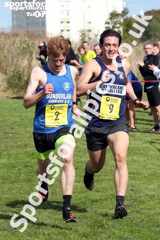 Senior mens relay 2019 Sunderland Harriers Open Cross Country. Photo:  David T. Hewitson/Sports for All Pics